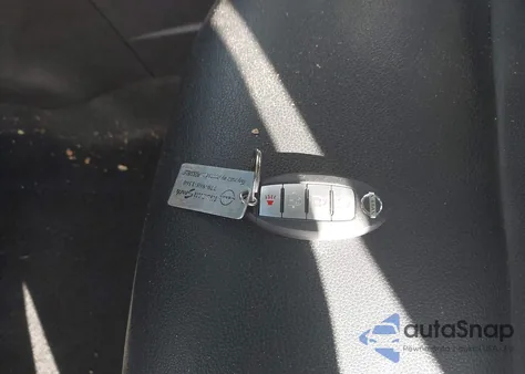 2021 Nissan Kicks Sr Xtronic Cvt z USA, uszkodzony, nr VIN 3N1CP5DV9ML566164